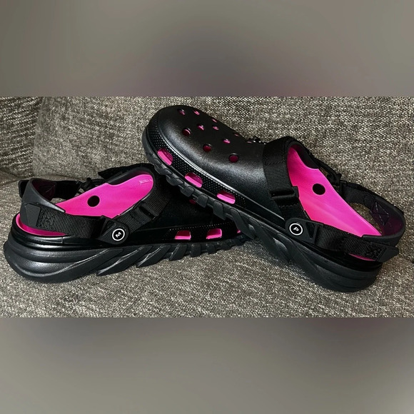 Post Malone x Crocs Duet Max Clog ll Black/Pink - Picture 1 of 11